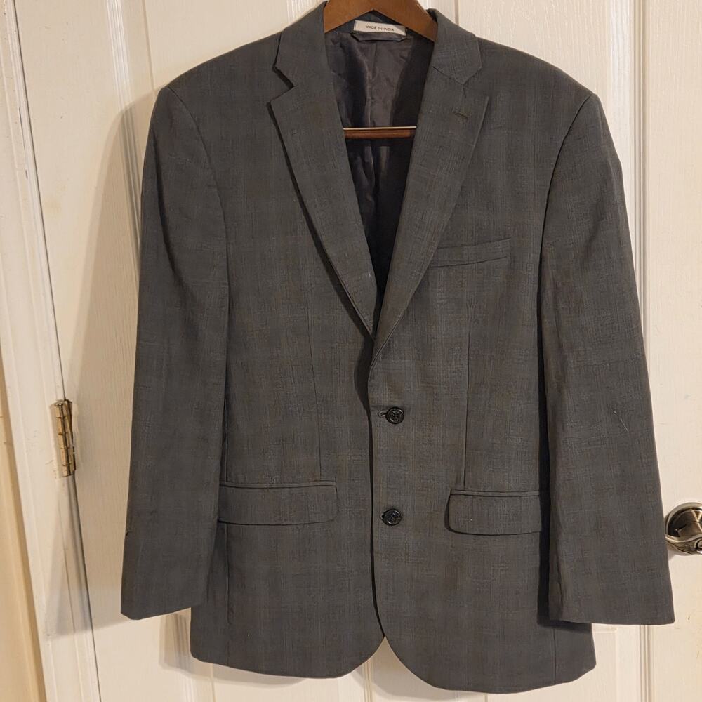 Joseph Abboud Plaid Blazer Sport Coat Gray Check Men 42S Wool 2 Button see pics